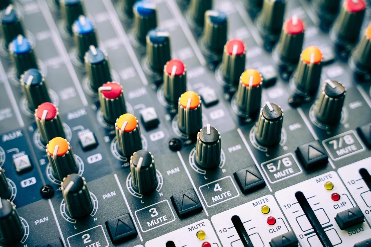 Vocal Mixing Chain Blueprint: The Real-World Studio Fix